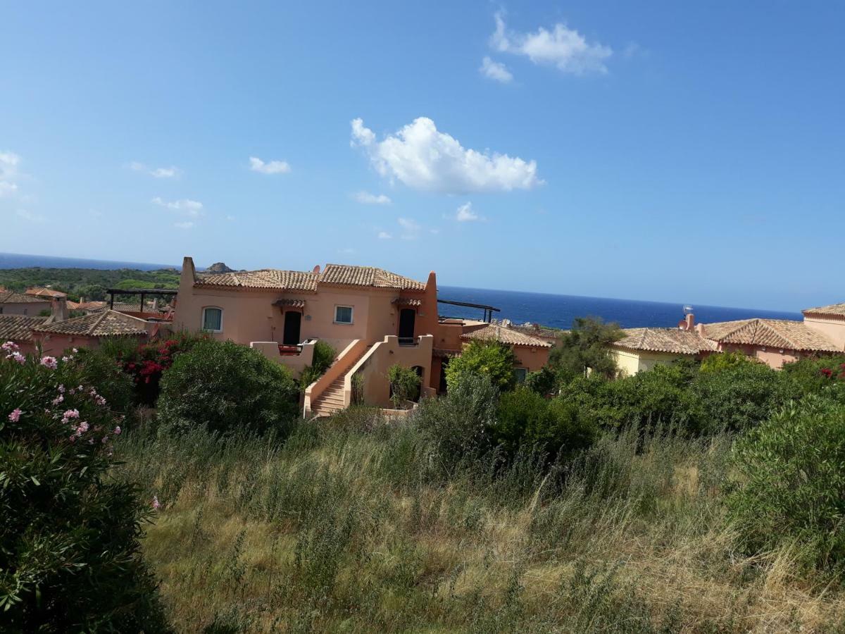 Appartamento Panoramico Calarossa Sardegna Isola Rossa Exterior foto